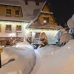 Chalet Pod Scieta Lipa Zab