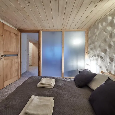 Pod Scieta Lipa Chalet *